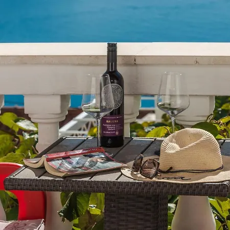 Amazing View And Dragan דירה *