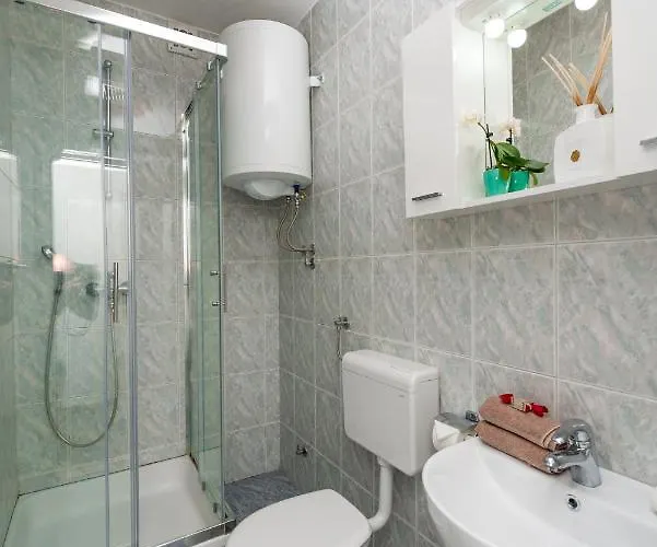 Amazing View And Dragan