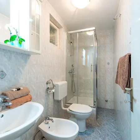 Amazing View And Dragan *