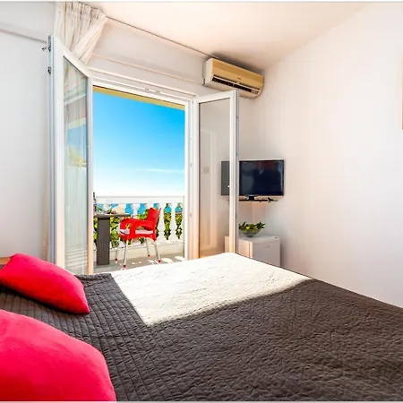 Apartment Amazing View And Dragan *